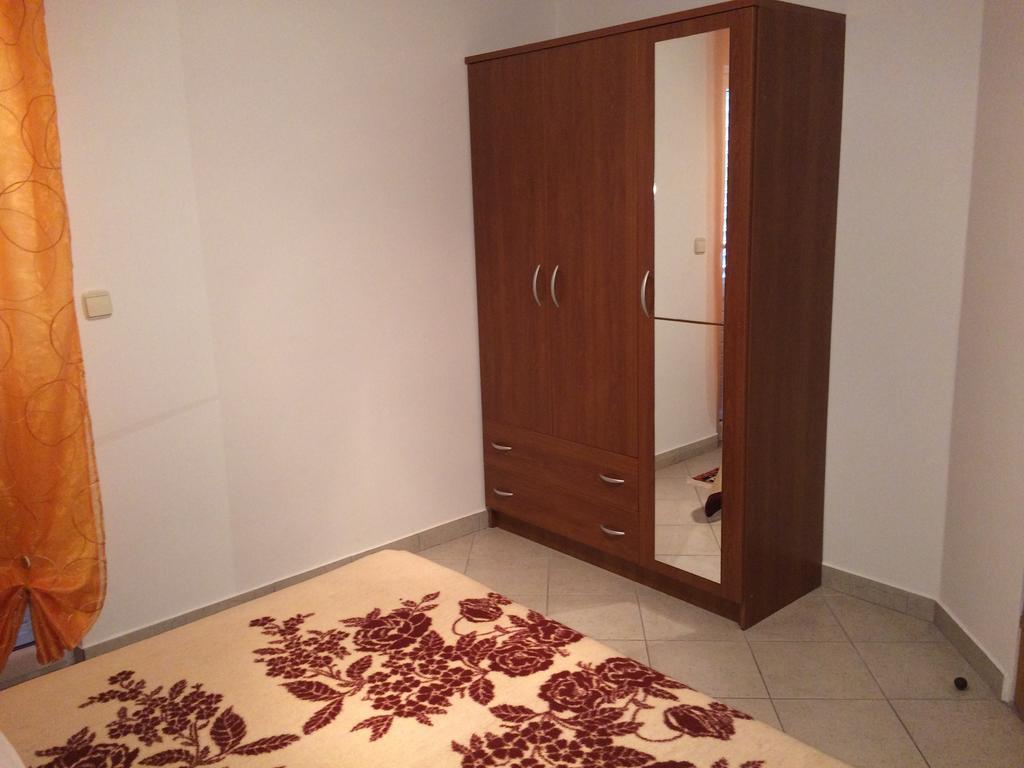 Apartment Kolundzic Novi Vinodolski Chambre photo