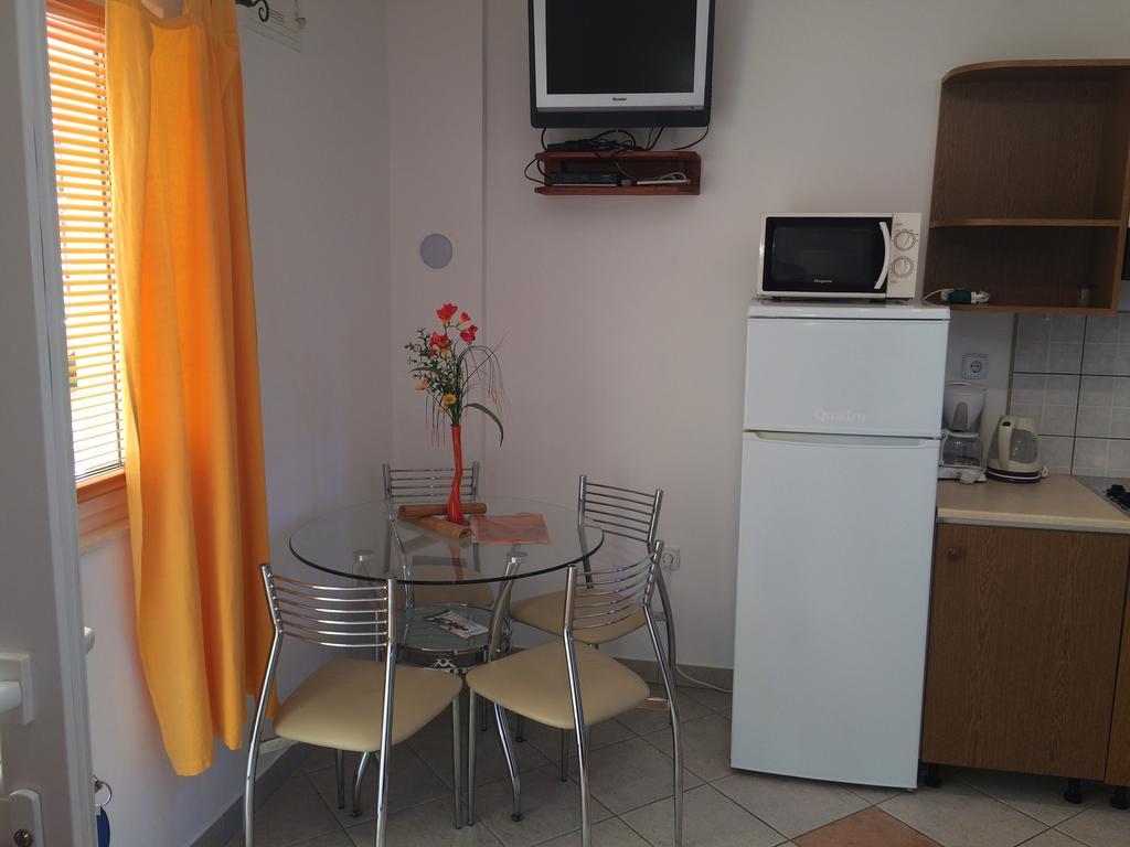 Apartment Kolundzic Novi Vinodolski Chambre photo