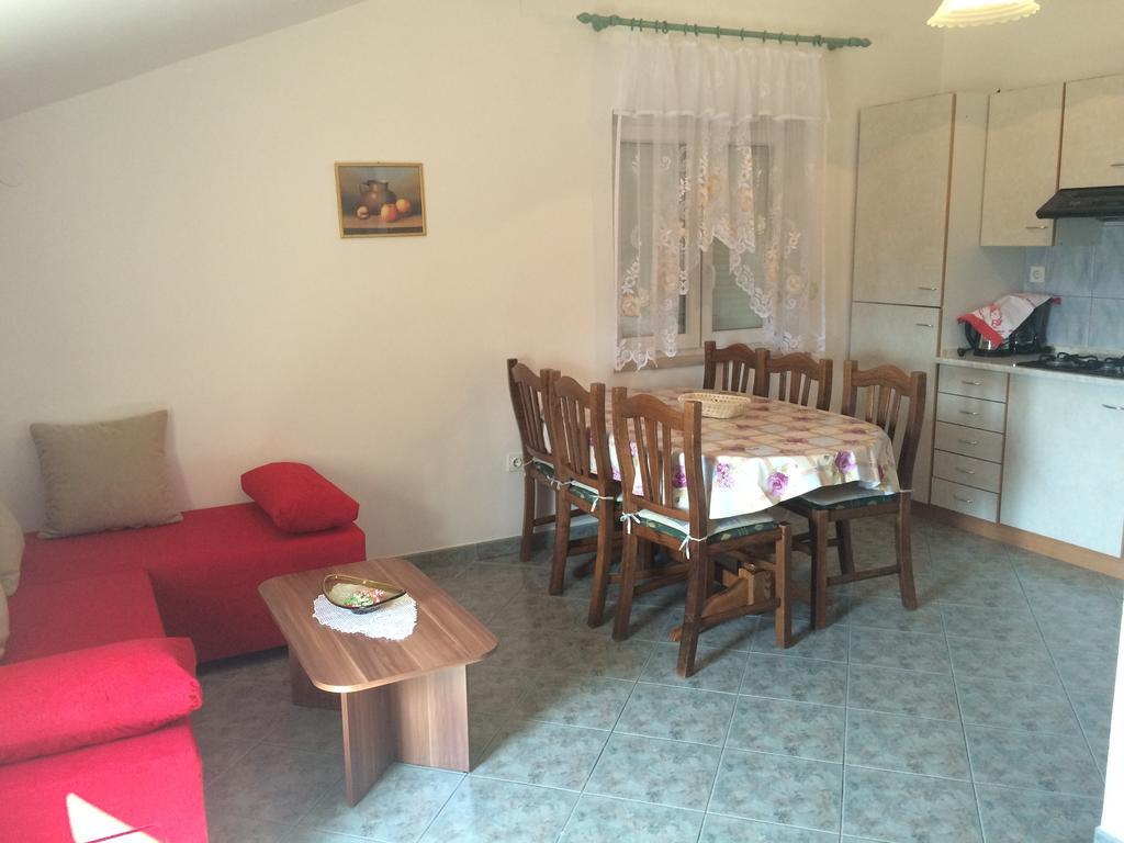Apartment Kolundzic Novi Vinodolski Chambre photo
