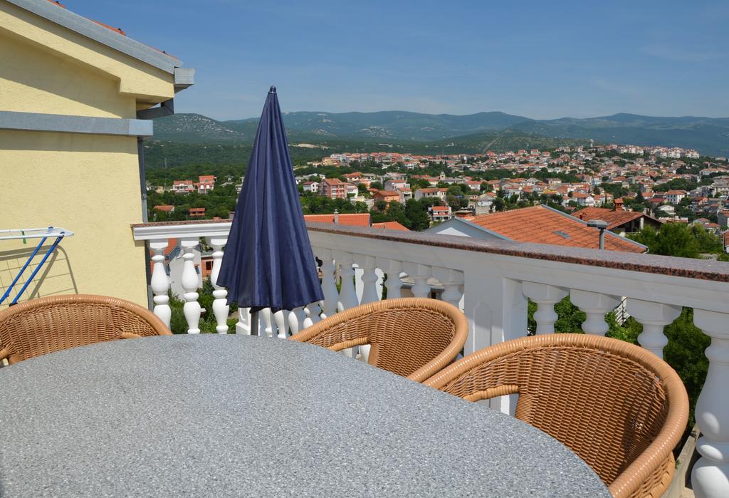Apartment Kolundzic Novi Vinodolski Extérieur photo